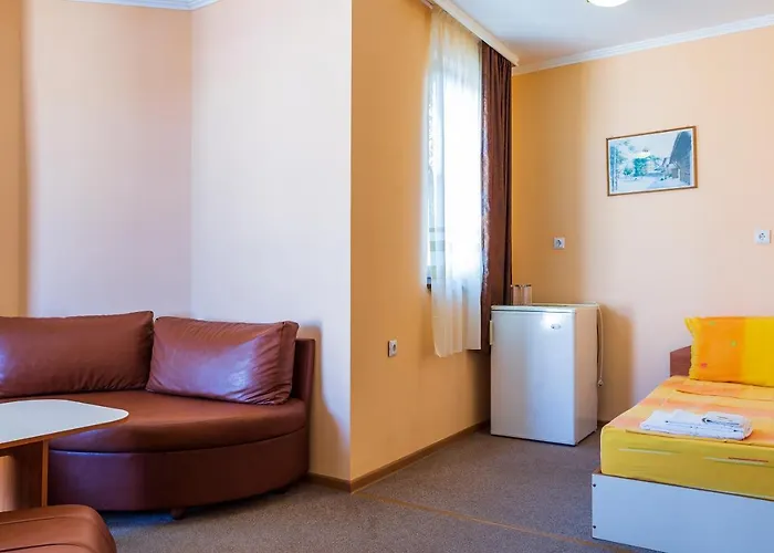 бриз Готель